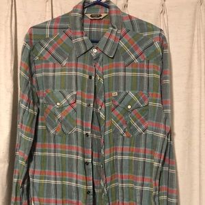 Long sleeve, button up top